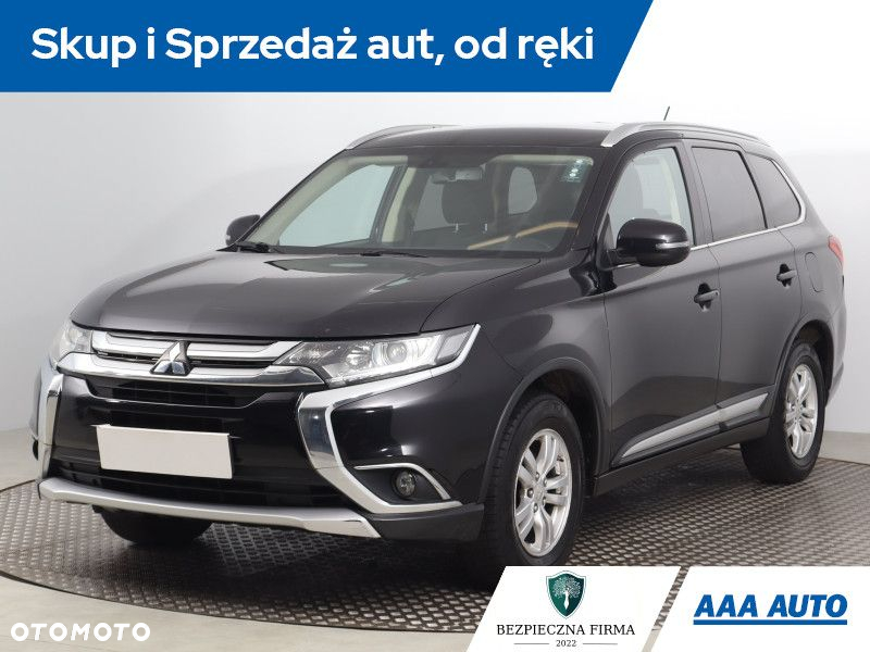 Mitsubishi Outlander - 2