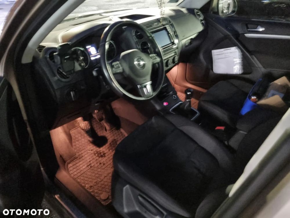 Volkswagen Tiguan 1.4 TSI Sport&Style - 5