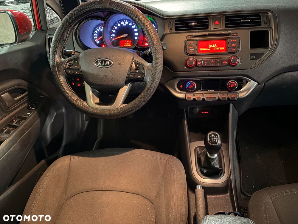 Kia Rio 1.4 Spirit - 12