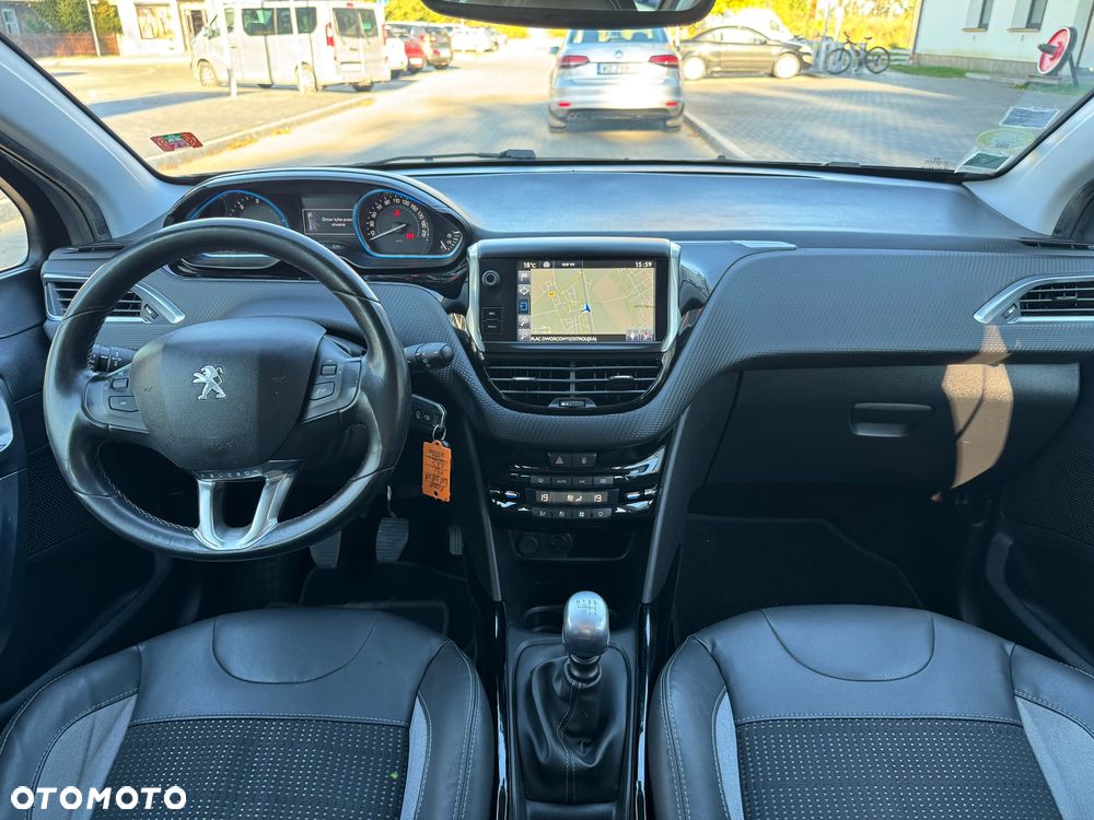 Peugeot 2008 BlueHDi FAP 120 STOP & START Allure - 17