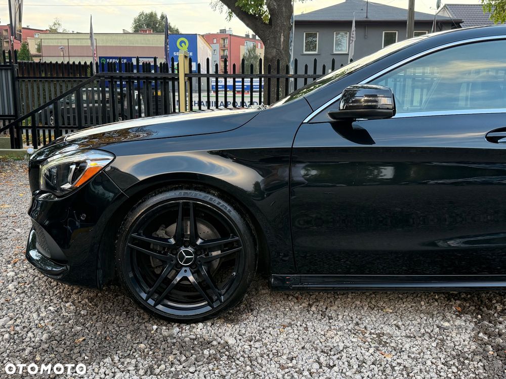 Mercedes-Benz CLA 180 7G-DCT AMG Line - 10