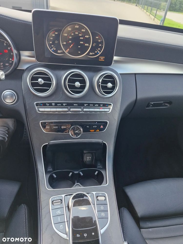 Mercedes-Benz Klasa C AMG 43 4-Matic - 13