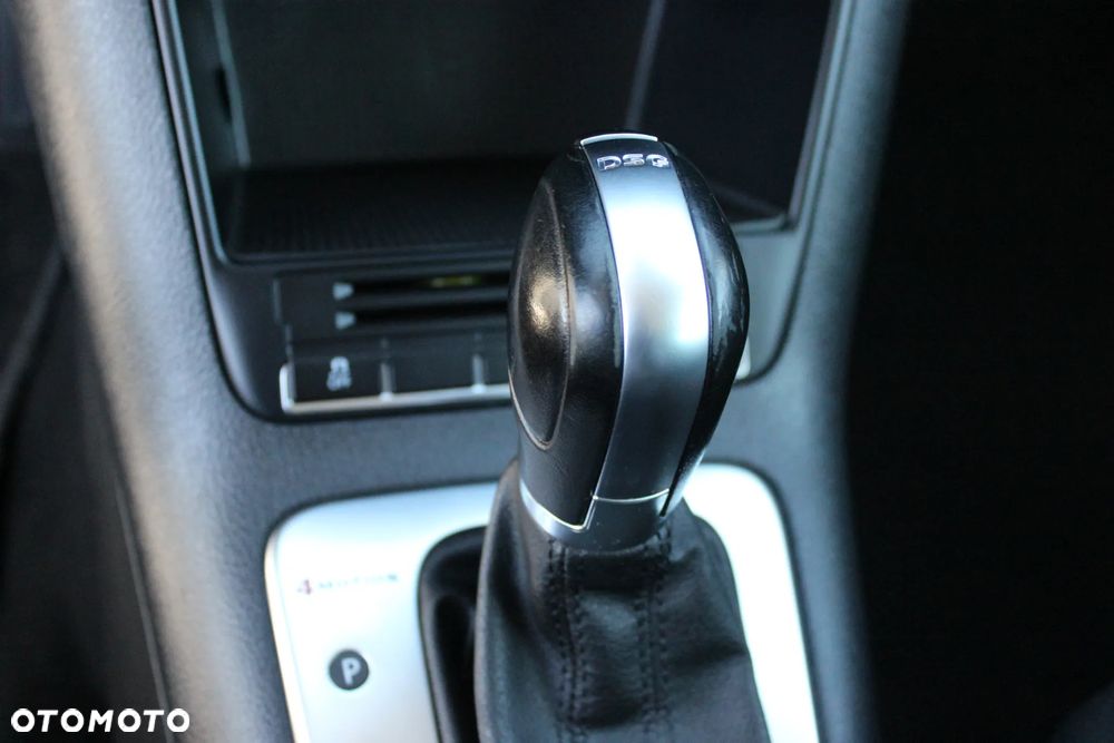 Volkswagen Tiguan 2.0 TDI 4Mot R-Style DSG - 33