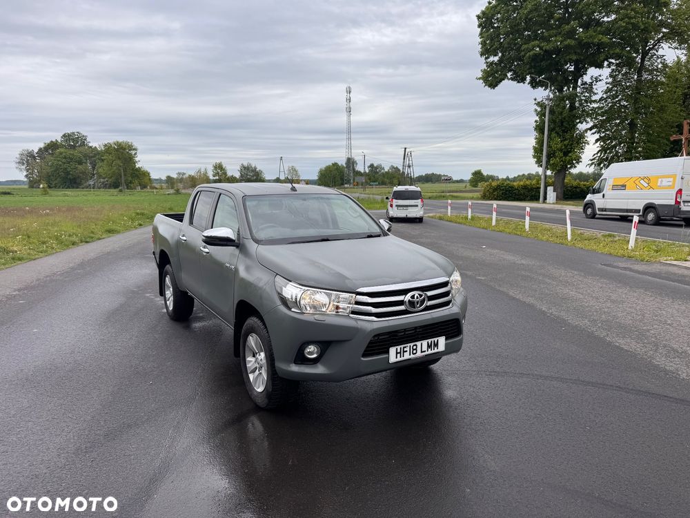 Toyota Hilux 2.4 D-4D Double Cab Selection 4x4 - 12