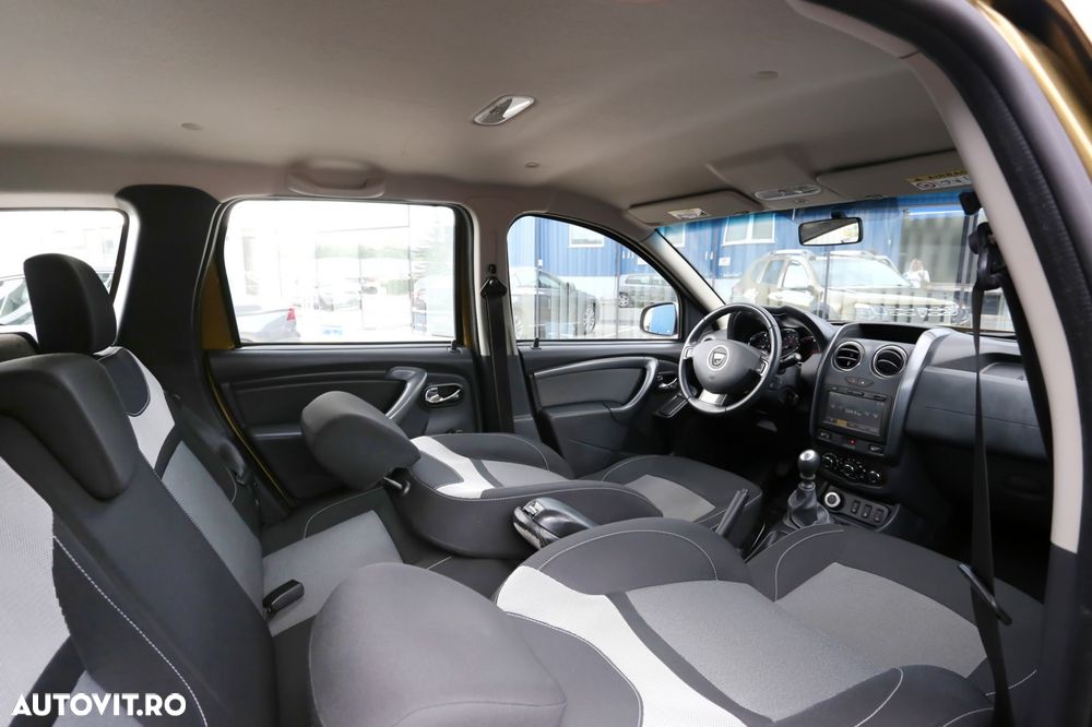 Dacia Duster 1.5 dCi 4x4 Prestige - 17
