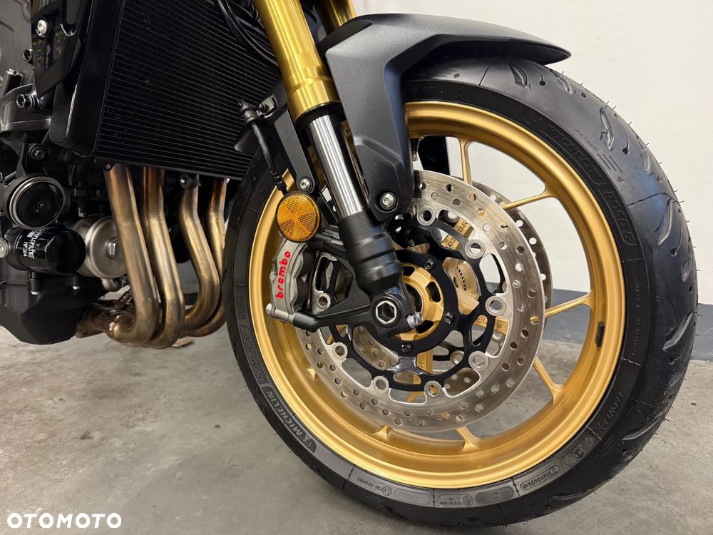 Honda Hornet - 10