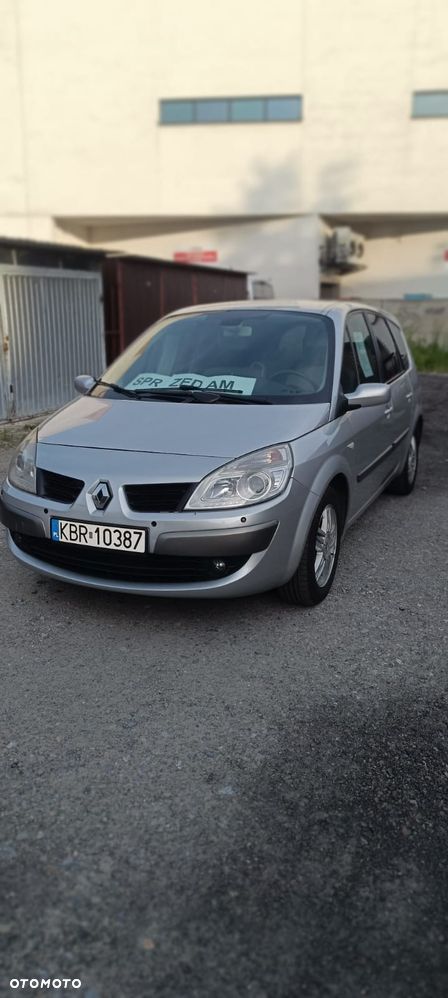 Renault Grand Scenic Gr 1.6 16V Confort Authentique - 1
