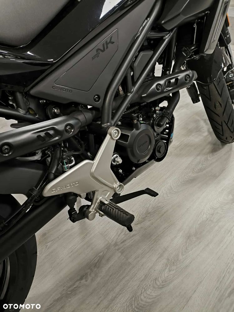 CFMoto NK - 14