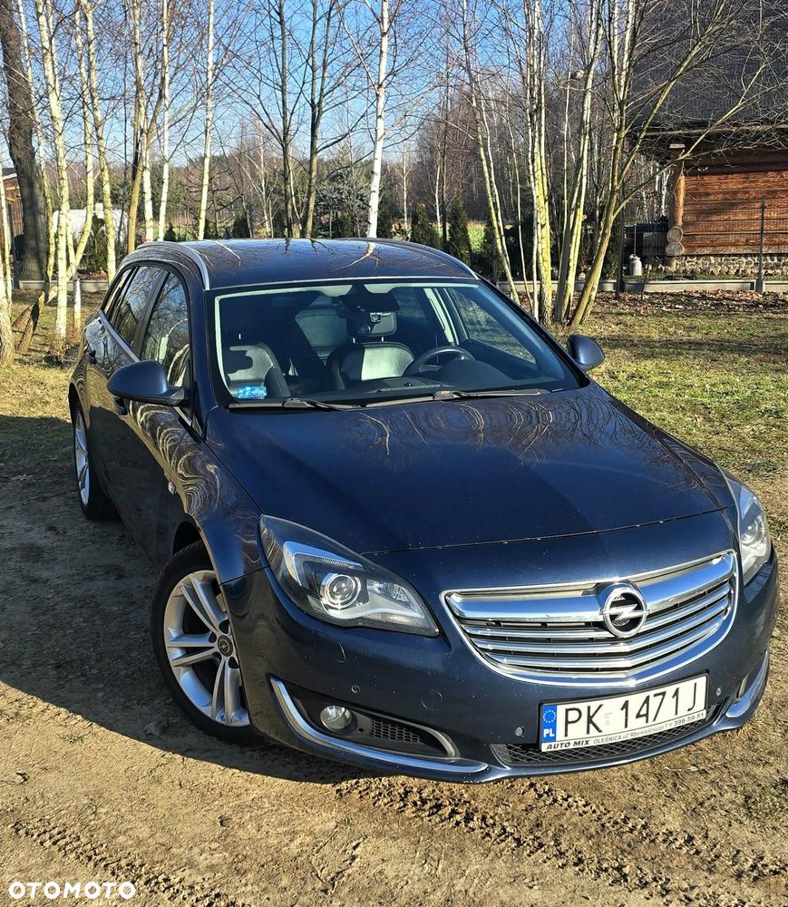 Opel Insignia - 1