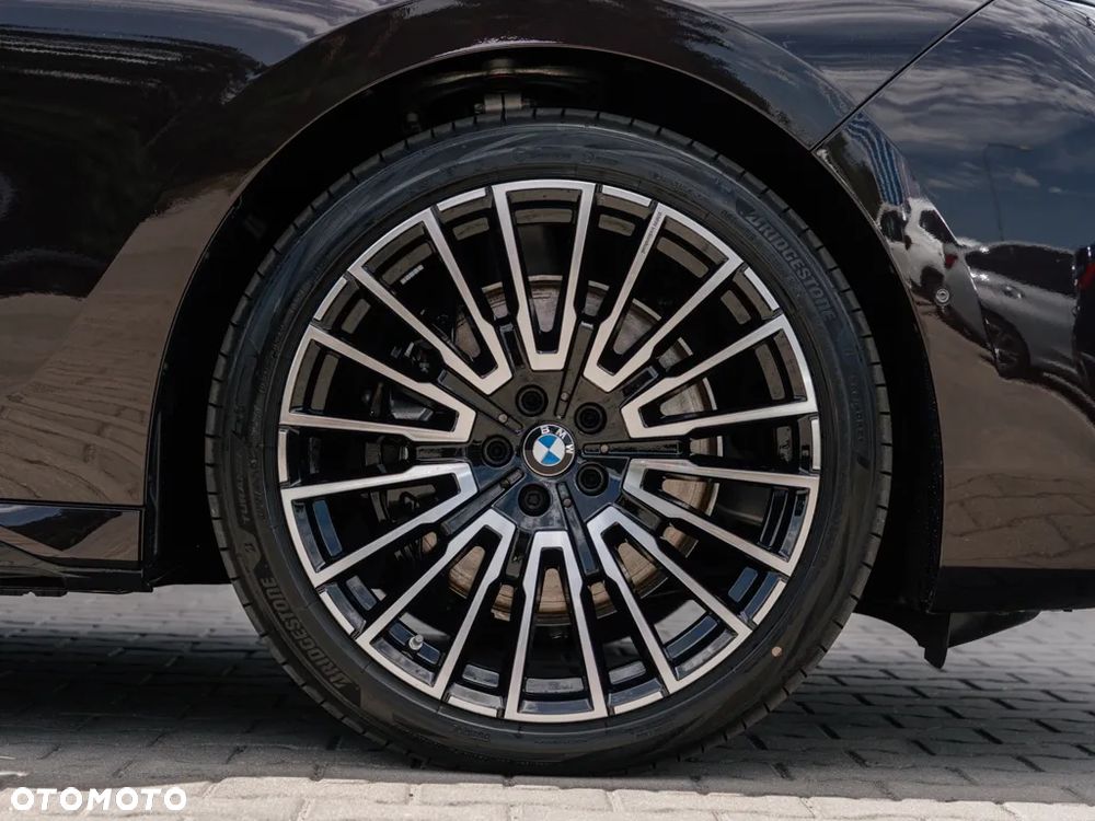 BMW Seria 7 740d xDrive - 6