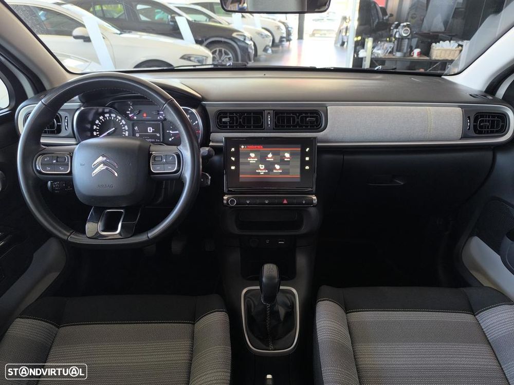 Citroën C3 1.2 PureTech Shine - 30