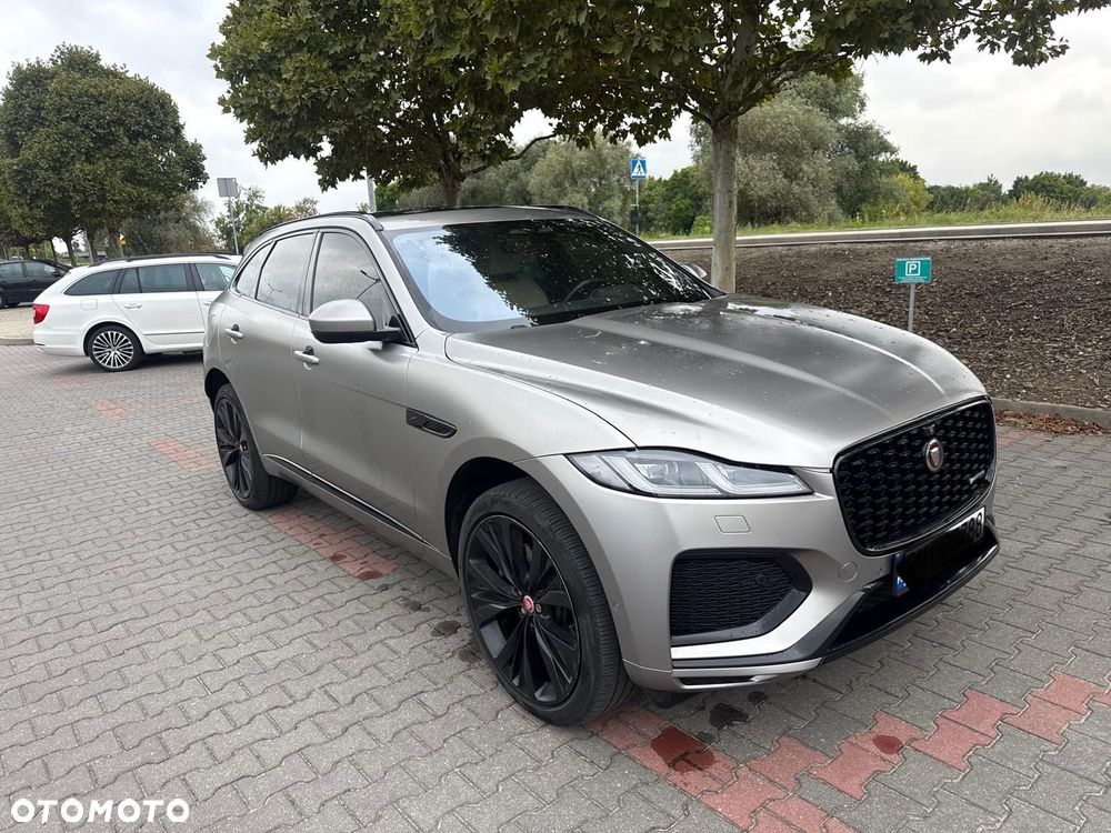 Jaguar F-Pace - 1