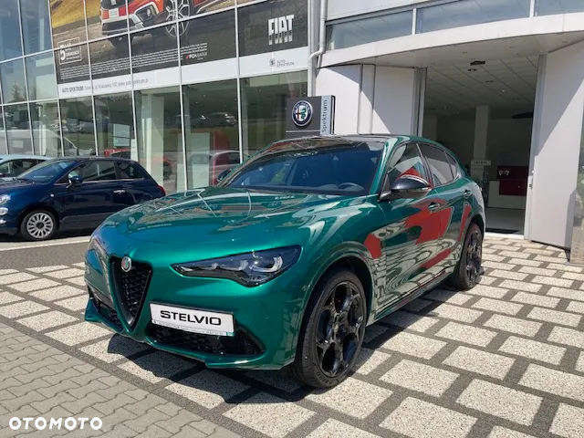 Alfa Romeo Stelvio 2.0 Turbo Tributo Italiano Q4 - 4