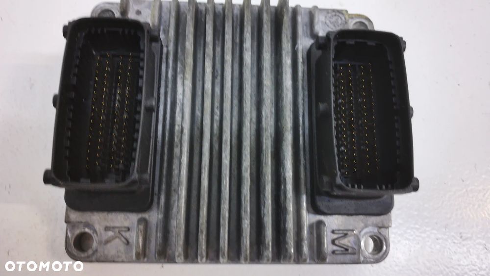 Opel Sterownik Komputer Silnika DBPB 09353529  Delphi - 3