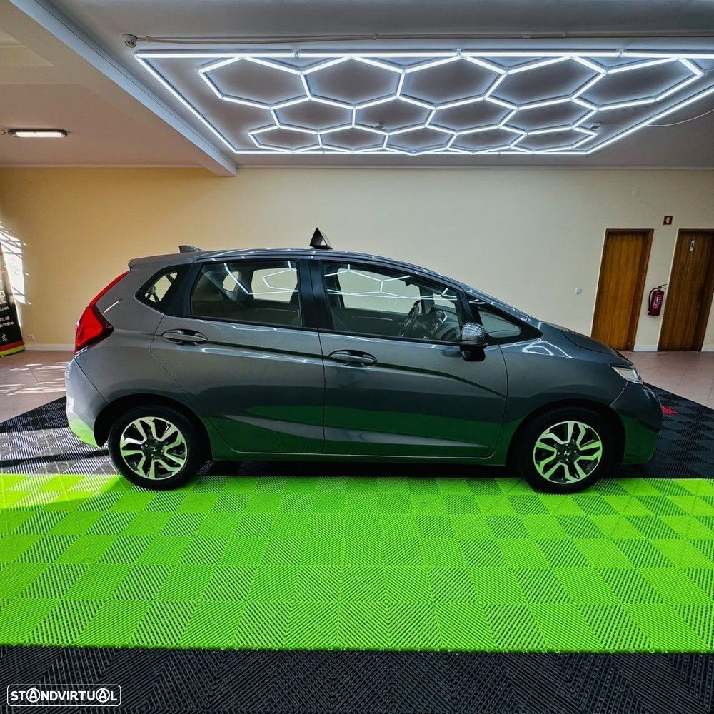 Honda Jazz 1.3 I-VTEC Comfort CVT - 5