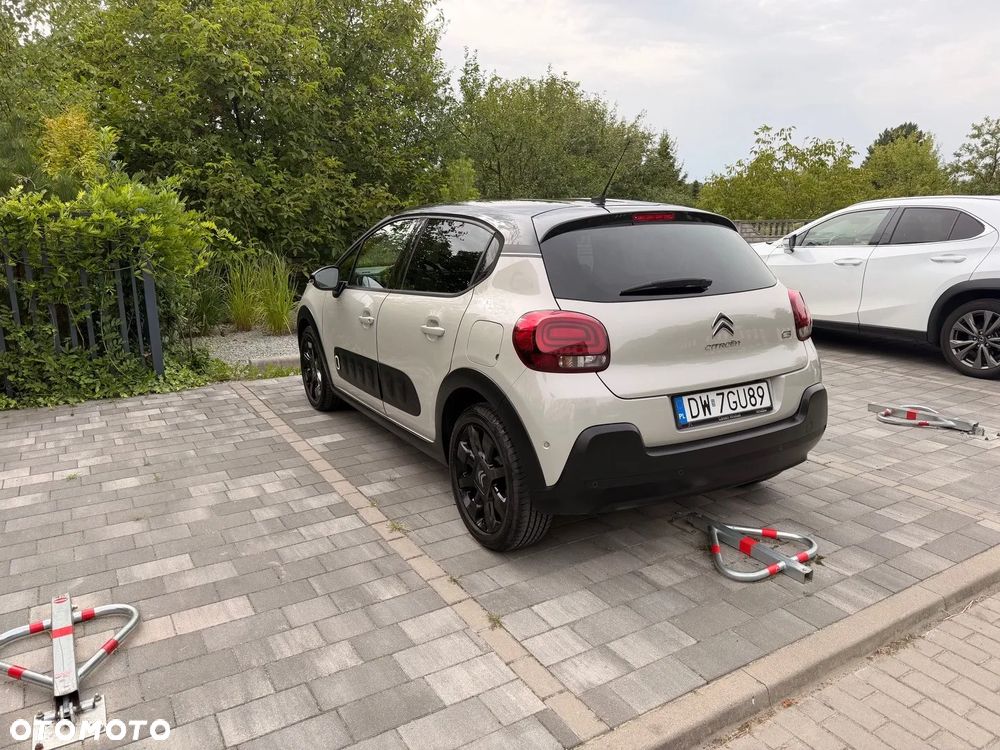 Citroën C3 1.2 PureTech Shine EAT6 - 4