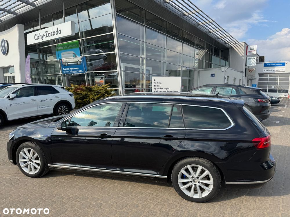 Volkswagen Passat - 5