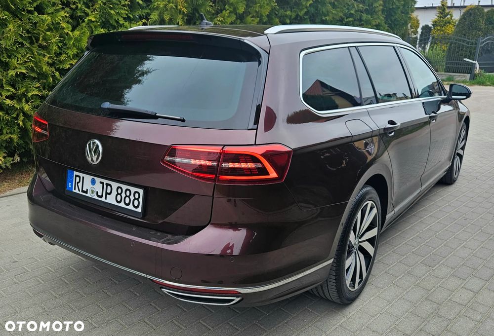 Volkswagen Passat 2.0 TDI (BlueMotion Technology) Highline - 8