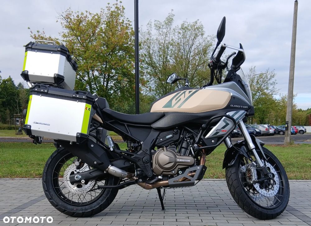 QJMOTOR SRT 600SX - 2