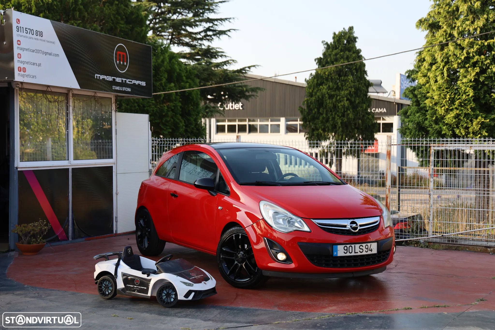 Opel Corsa 1.3 CDTi Black Edition - 1