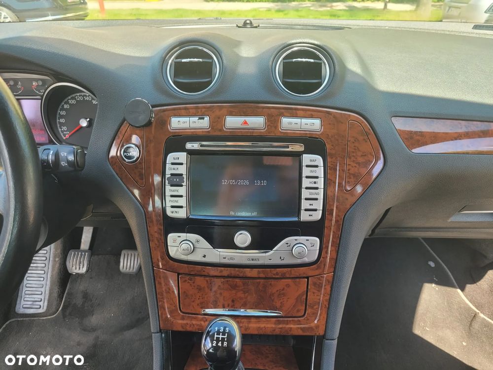 Ford Mondeo 2.0 Ghia X100 / X - 19