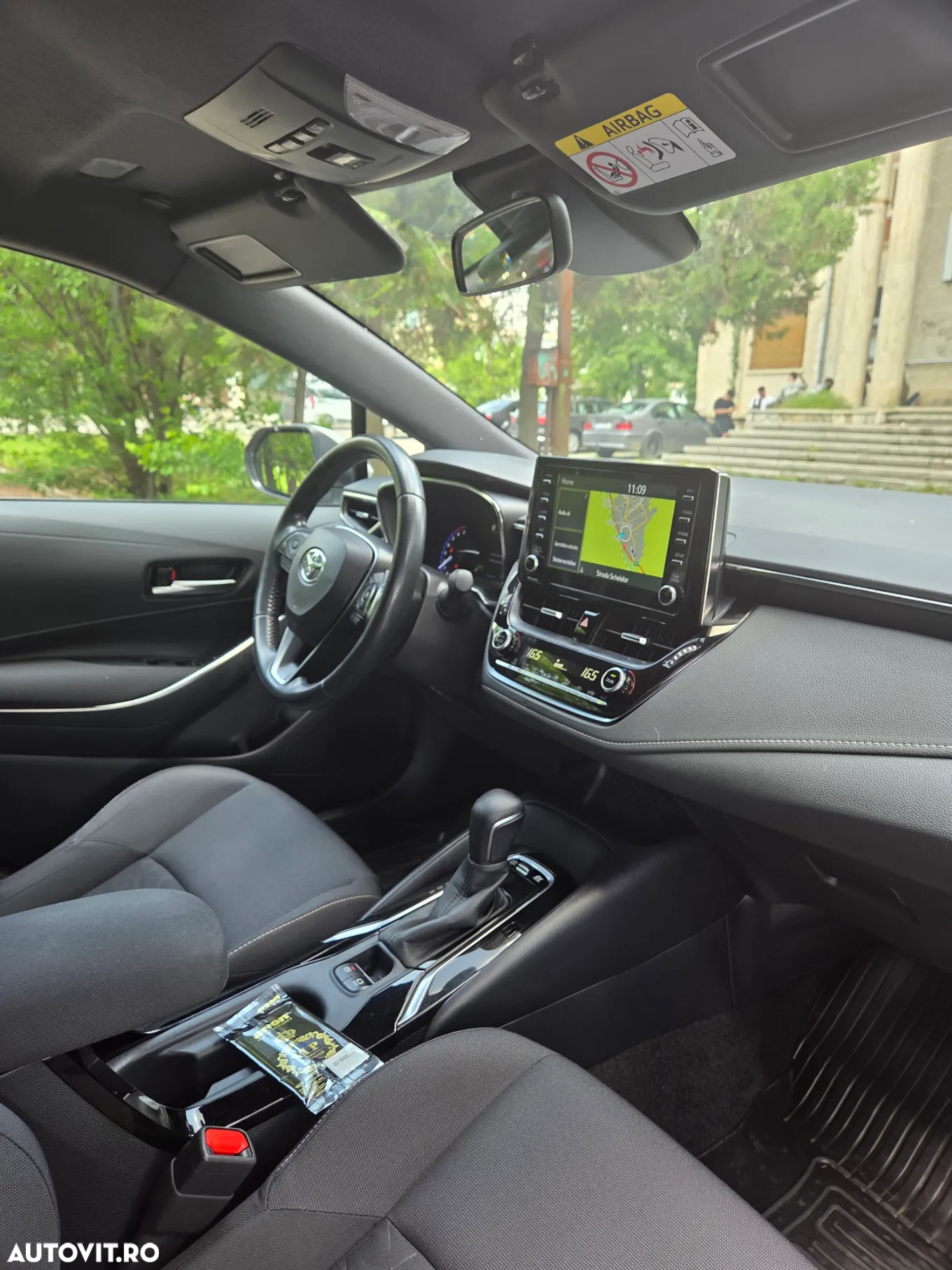 Toyota Corolla 1.8 HSD Business - 3
