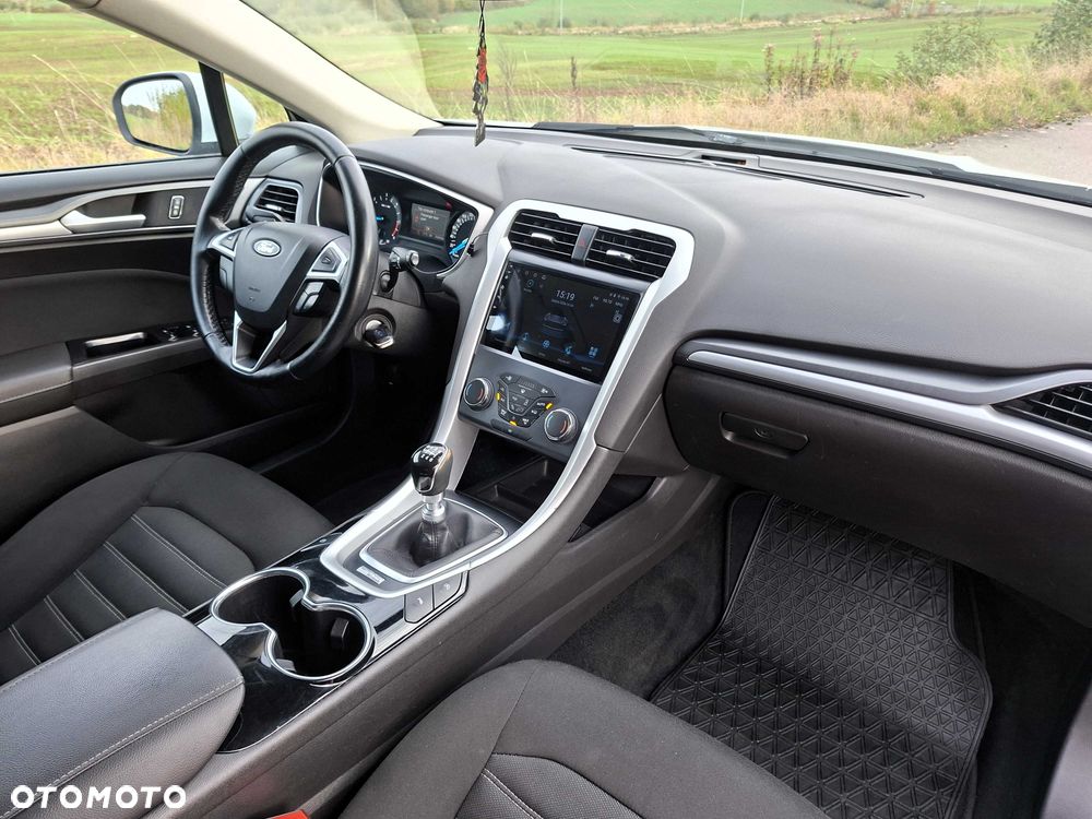 Ford Mondeo - 14