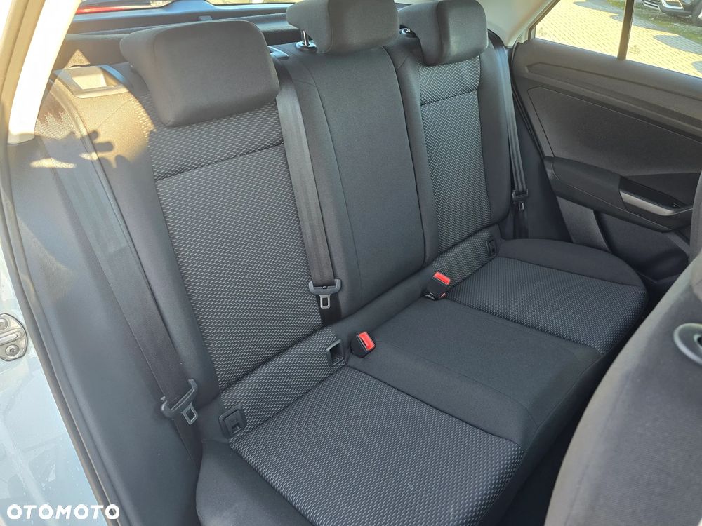 Volkswagen T-Roc - 14