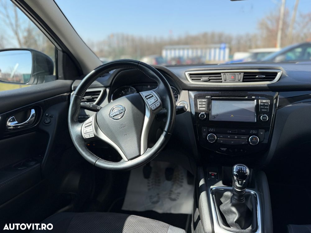 Nissan Qashqai 1.5 DCI N-Connecta - 7