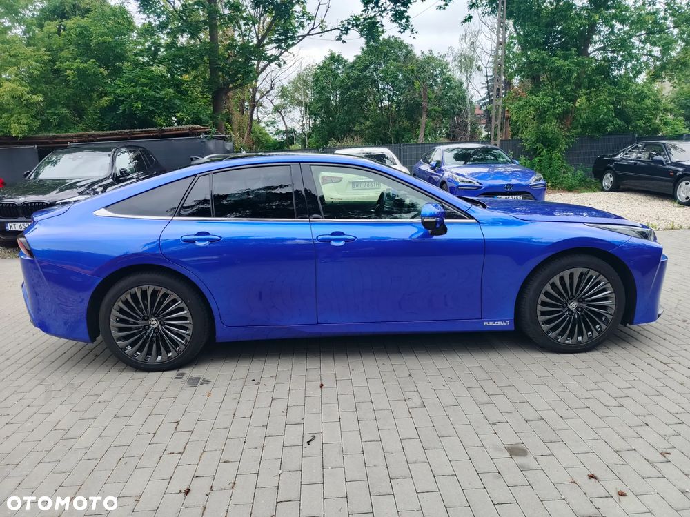 Toyota Mirai Advanced - 14