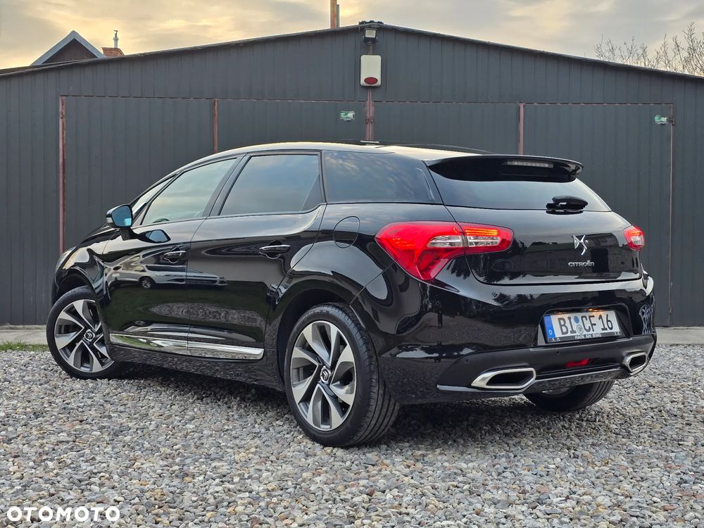 Citroën DS5 HDi 165 SportChic - 8