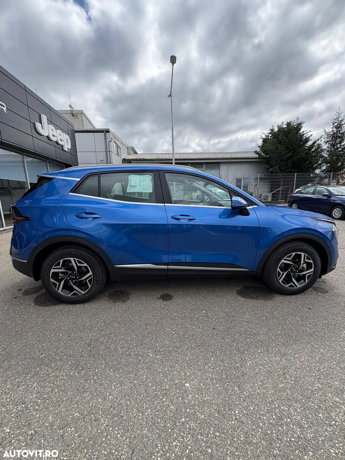 Kia Sportage 1.6 T-GDI MHEV 7DCT HP 4x2 Urban - 4
