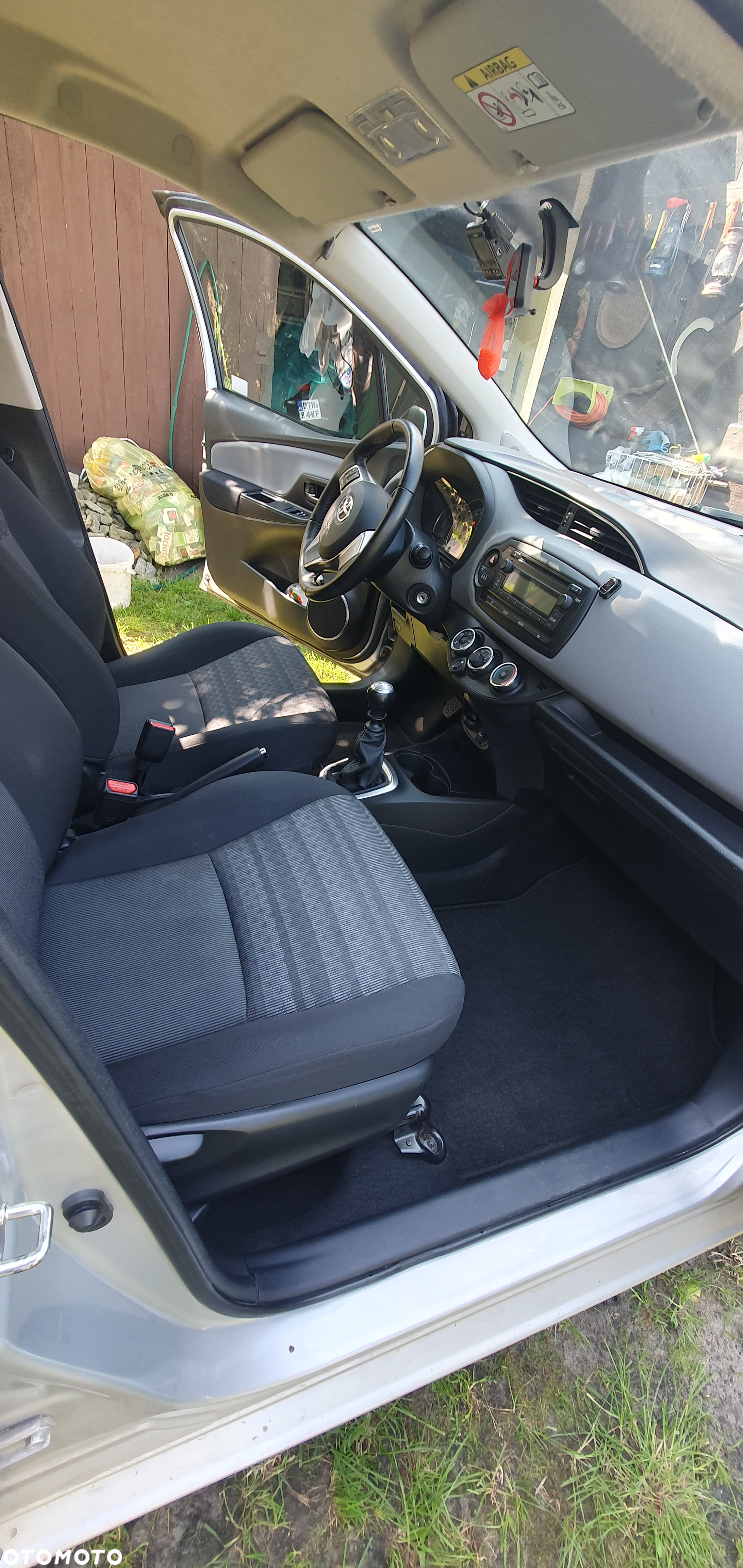 Toyota Yaris 1.33 Active - 10