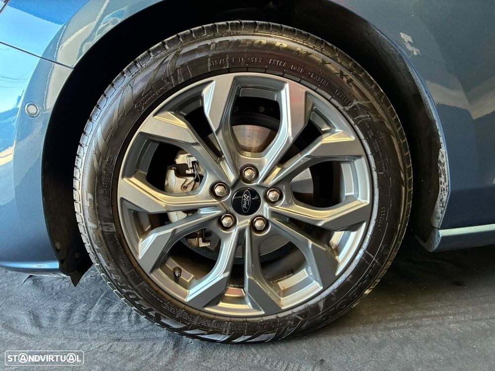 Ford Focus 1.0 EcoBoost MHEV ST-Line - 15
