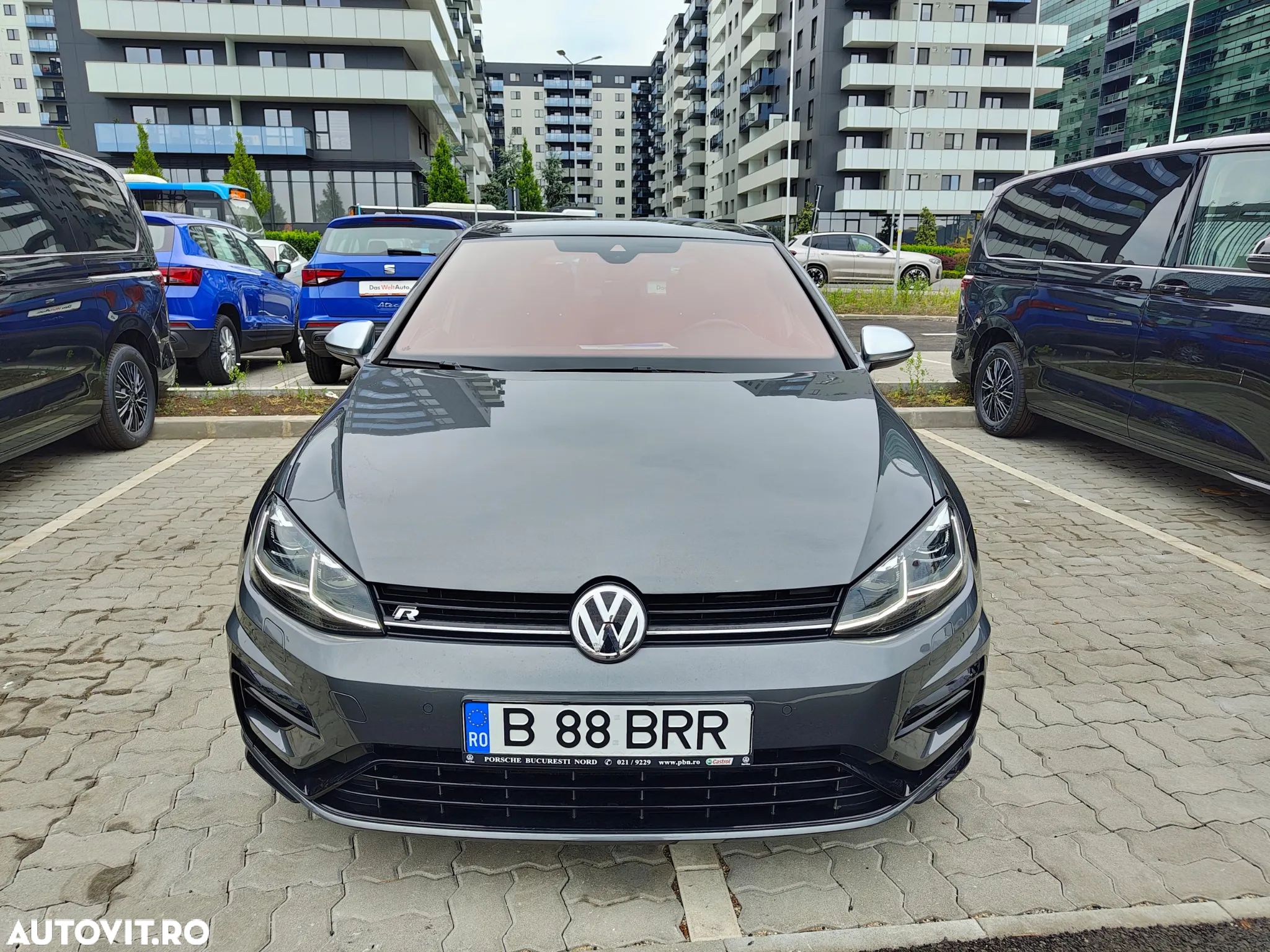 Volkswagen Golf R 4Motion BlueMotion Technology DSG - 1