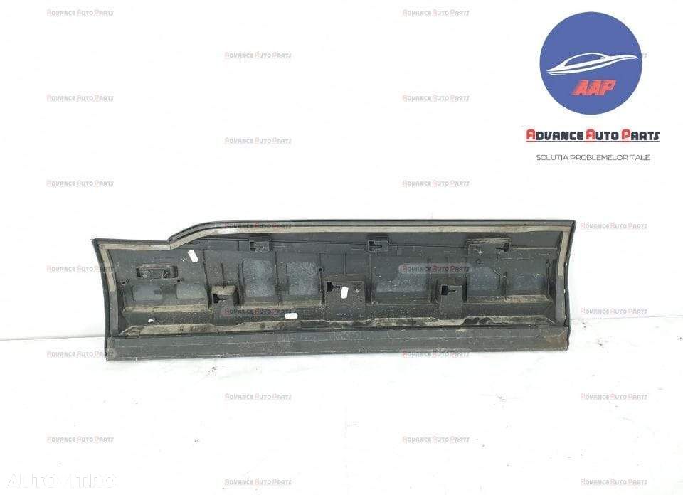 Bandou Ornament Usa stanga spate originala in stare buna Audi Q7 4M 20 - 4