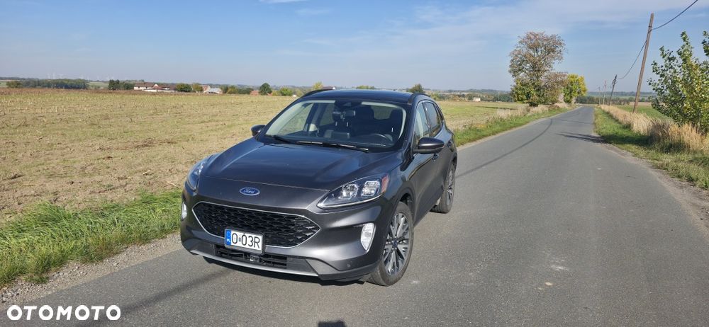Ford Kuga - 1