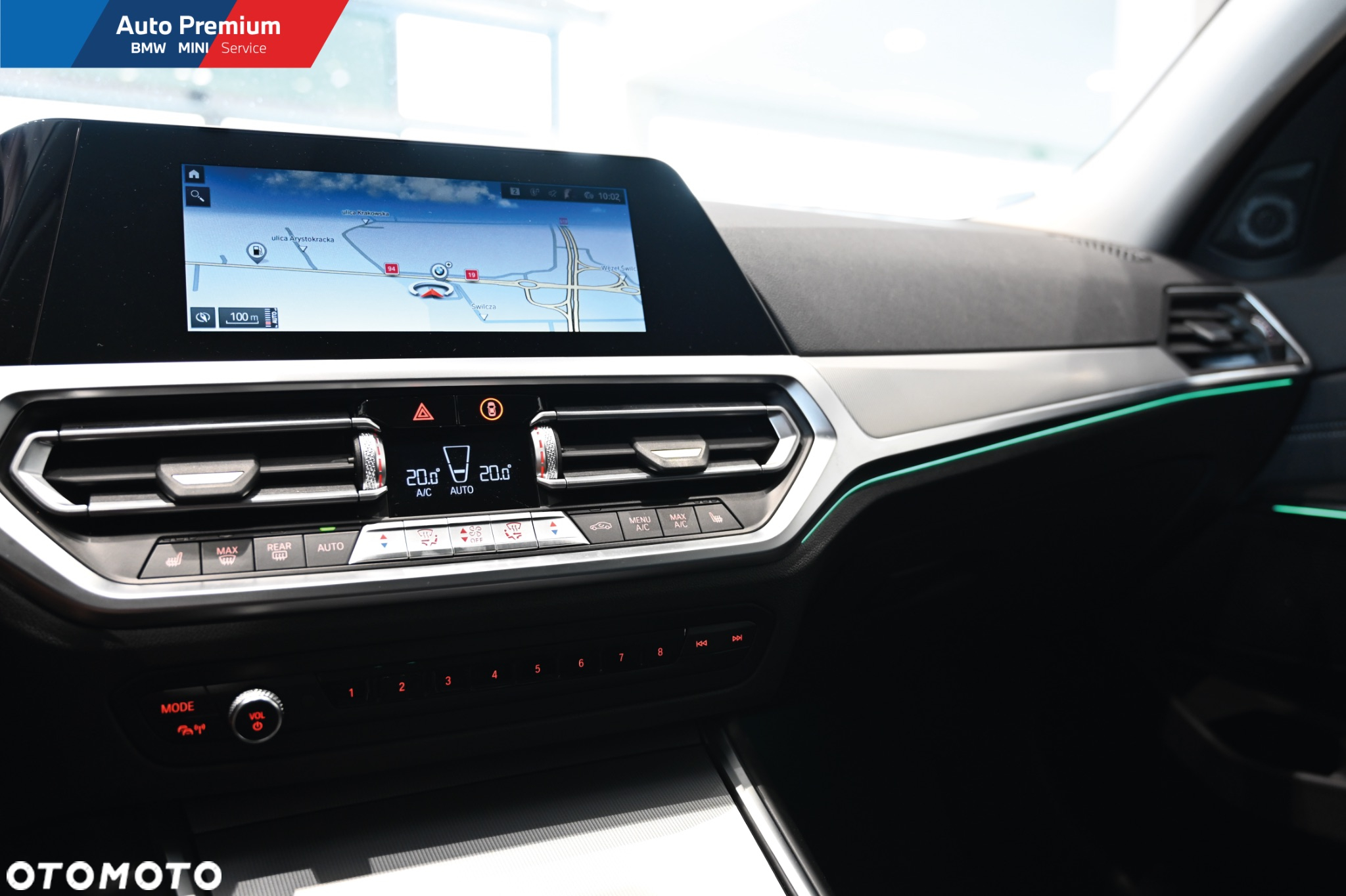 BMW Seria 3 330i Luxury Line - 9