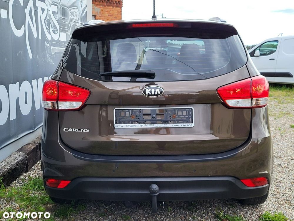 Kia Carens - 14