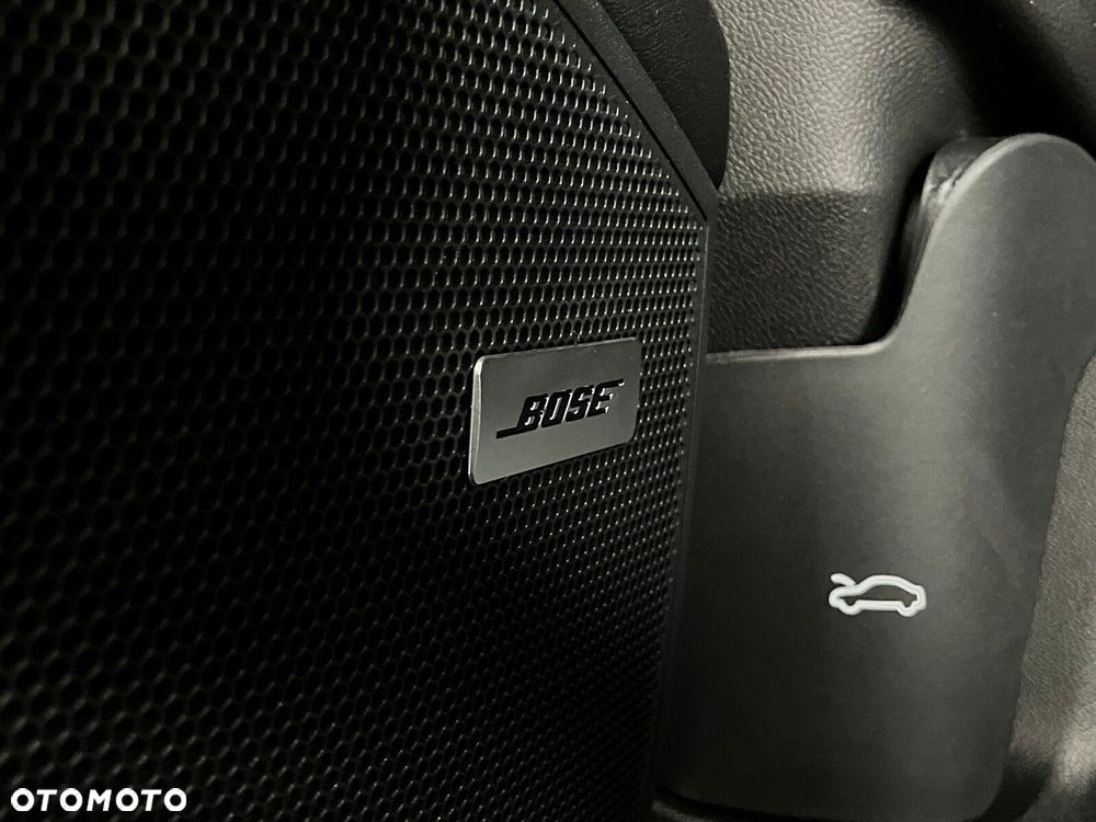 Porsche Cayenne - 39