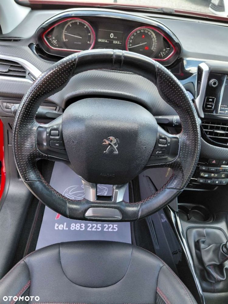 Peugeot 2008 - 12