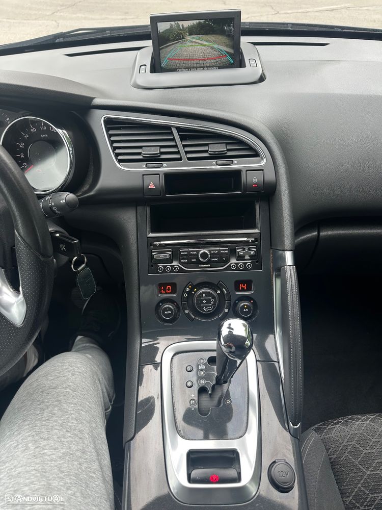 Peugeot 3008 1.6 BlueHDi Style EAT6 - 29