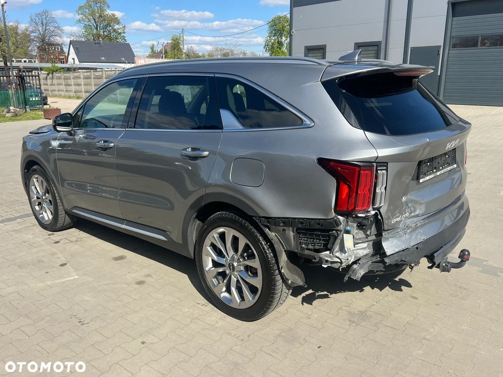 Kia Sorento - 5