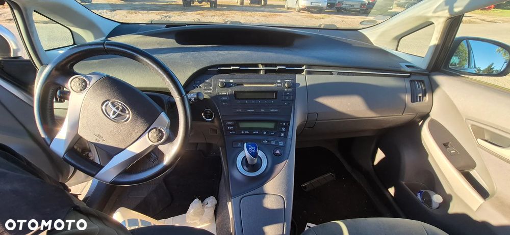 Toyota Prius 1.8 HSD Luna - 16