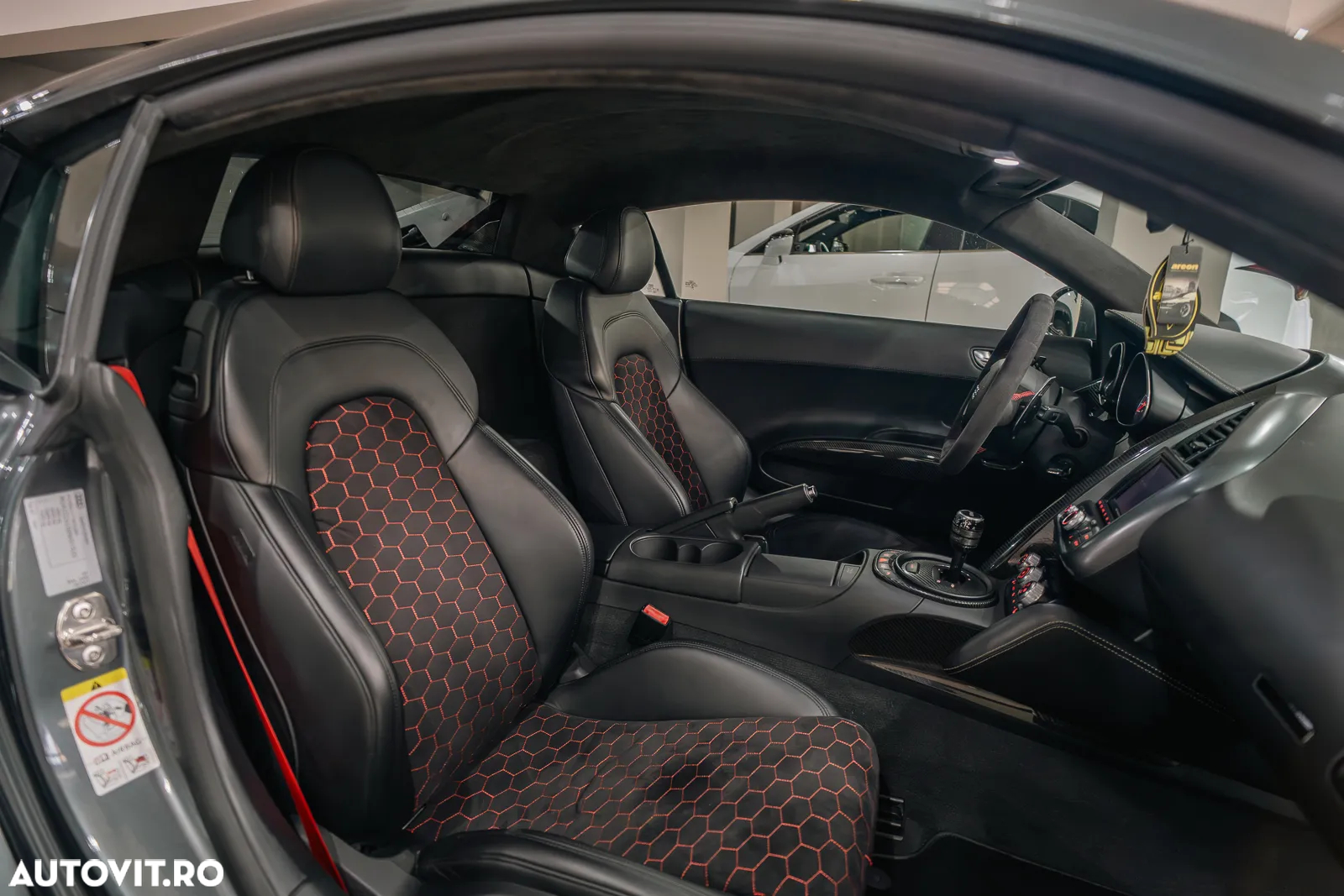 Audi R8 4.2 FSI Quattro - 29