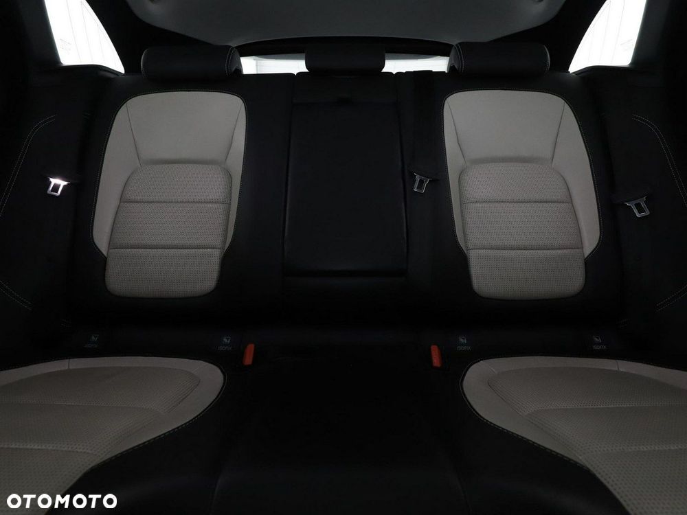 Jaguar F-Pace 2.0 i4D AWD R-Sport - 18