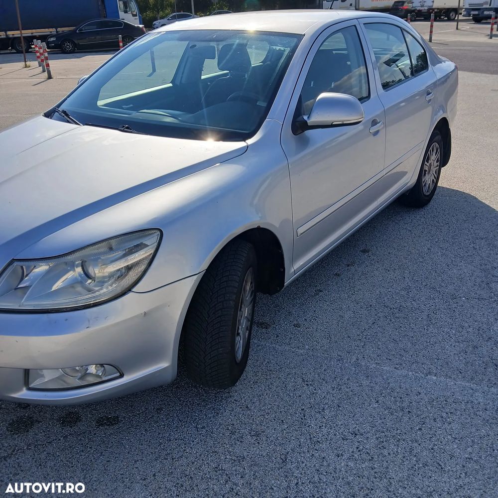 Skoda Octavia 2010 photo 4