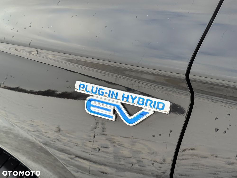 Mitsubishi Outlander 2.0 4WD Top - 8