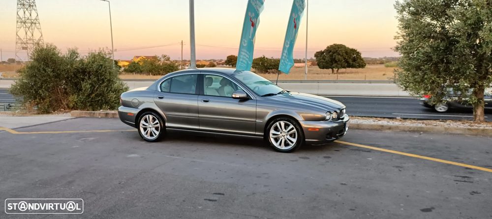 Jaguar X-Type - 1