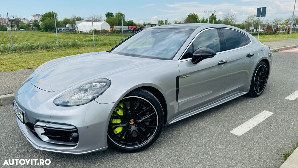 Porsche Panamera 4S E-Hybrid - 1